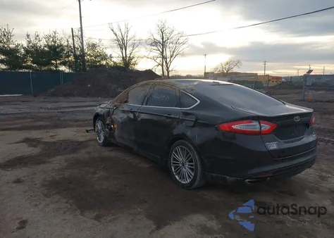 2015 Ford Fusion Se z USA, uszkodzony, nr VIN 3FA6P0H91FR290076